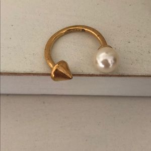 Adjustable Pearl ring